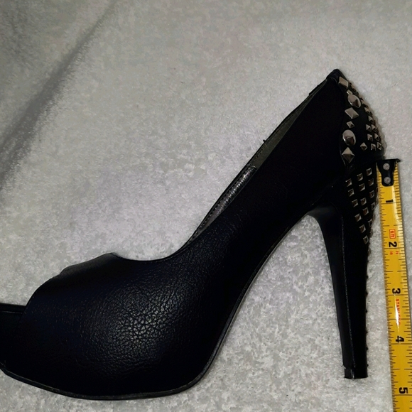 black heels with beautiful design on theback sz8/9 - Picture 11 of 12